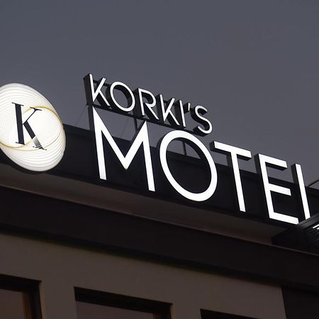 Korki'S Motel Шопфхайм Экстерьер фото